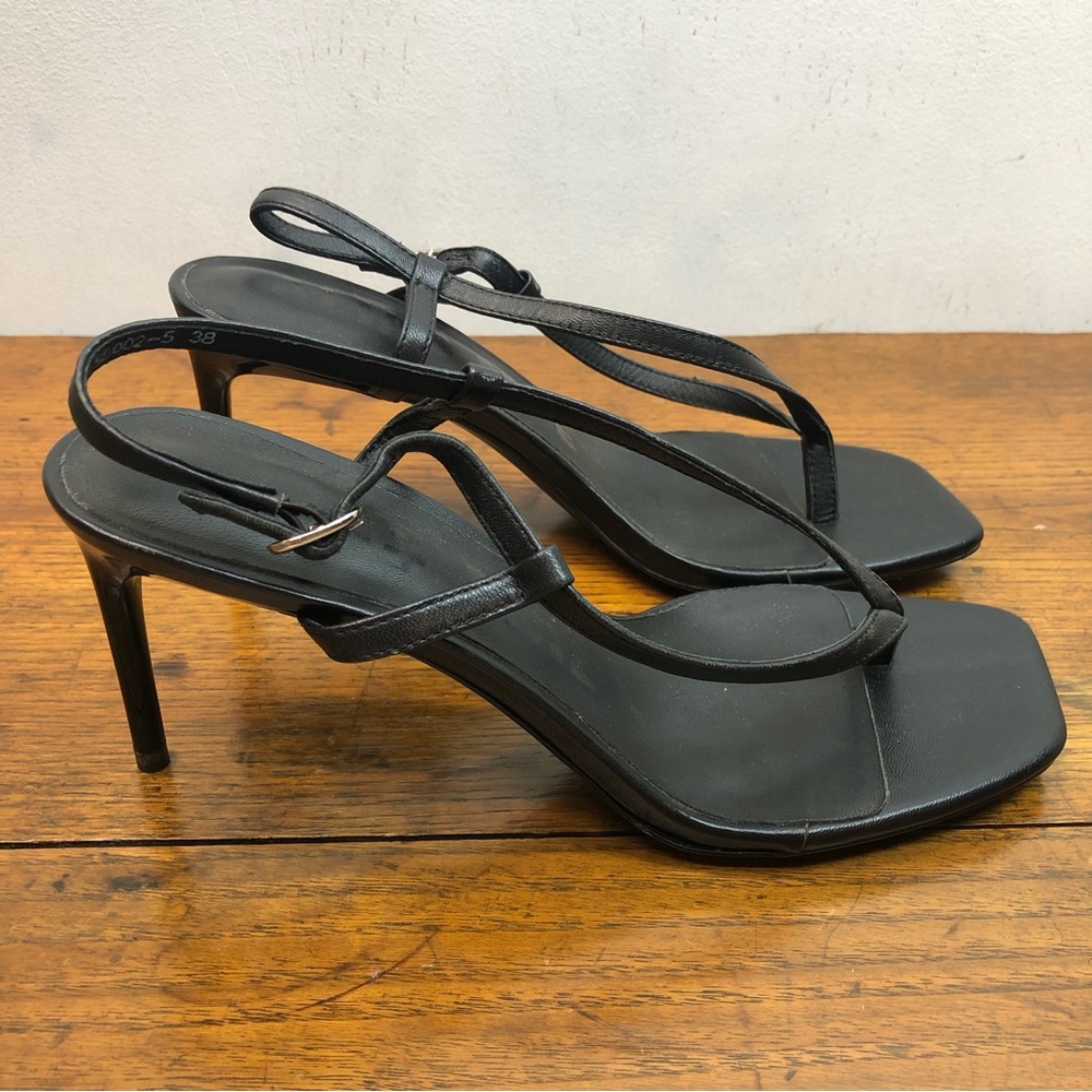 Alias Mae Black Leather Thong Sandal Size 38